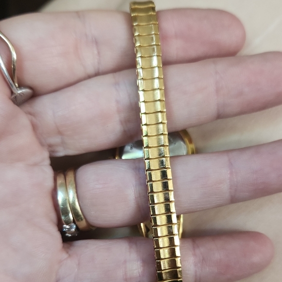 Vintage Seiko Gold Tone Cherub Women\'s Bracelet Watch main image 5